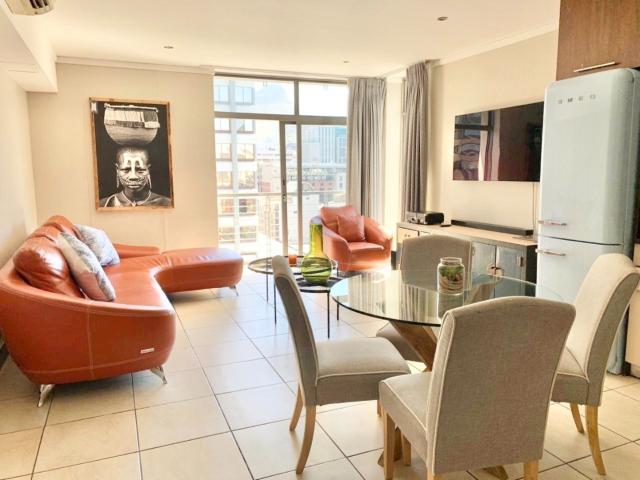 2 Bedroom Apartment / Flat For Sale in Foreshore
