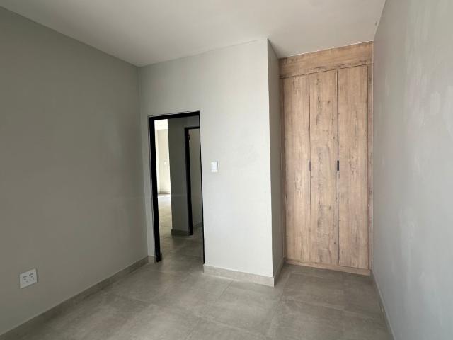 2 Bedroom Apartment / Flat For Sale in Faerie Glen