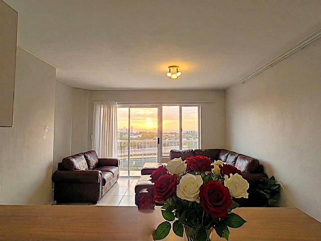 2 Bedroom Apartment / Flat For Sale in Ferndale