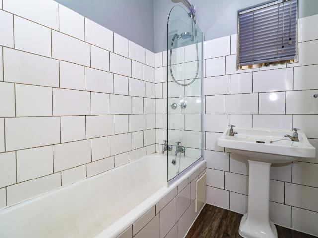 2 Bedroom Apartment / Flat For Sale in Ferndale
