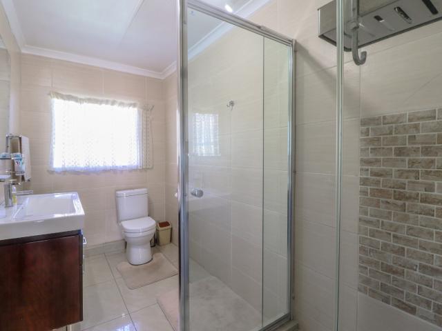 2 Bedroom Apartment / Flat For Sale in Ferndale