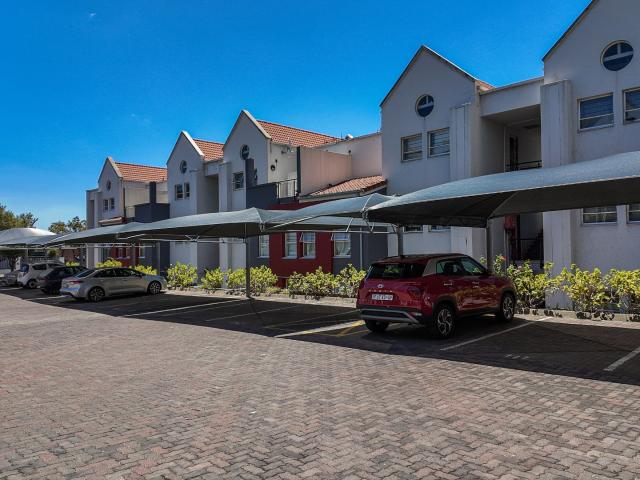 2 Bedroom Apartment / Flat For Sale in Ferndale