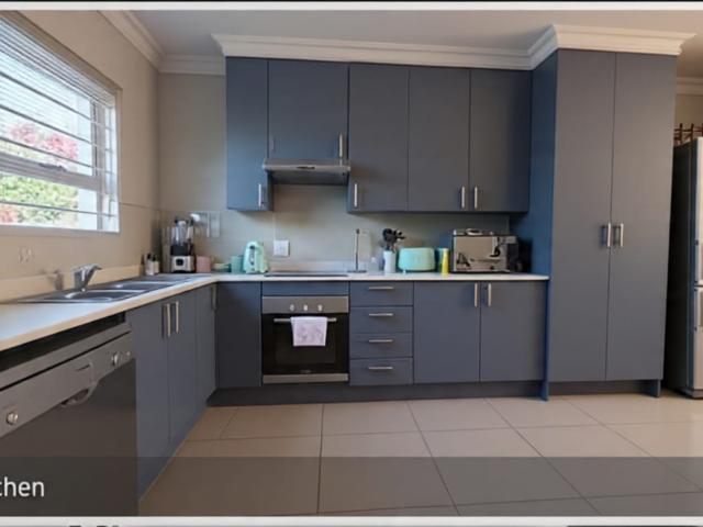 2 Bedroom Apartment / Flat For Sale in Ferndale