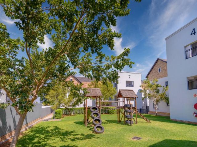 2 Bedroom Apartment / Flat For Sale in Ferndale