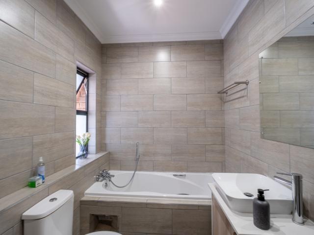 2 Bedroom Apartment / Flat For Sale in Ferndale