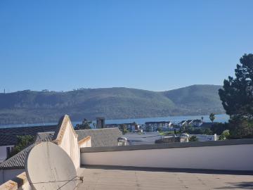 2 Bedroom Apartment / Flat For Sale in Knysna Central