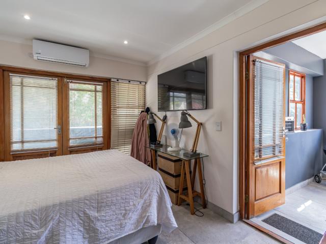 2 Bedroom Apartment / Flat For Sale in Knysna Central