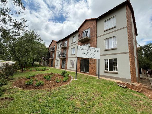 2 Bedroom Apartment / Flat For Sale in Kosmosdal