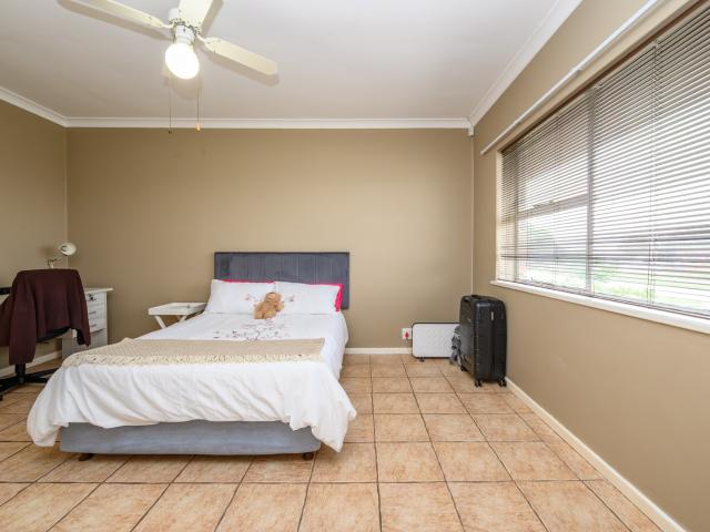 2 Bedroom Apartment / Flat For Sale in Kabega