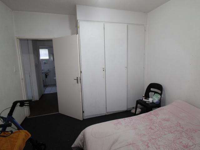 2 Bedroom Apartment / Flat For Sale in Kannoniers Park