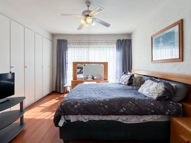 2 Bedroom Apartment / Flat For Sale in Kew