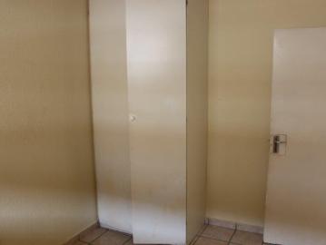 2 Bedroom Apartment / Flat For Sale in Kempton Park Central