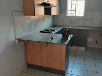 2 Bedroom Apartment / Flat For Sale in Kempton Park Central