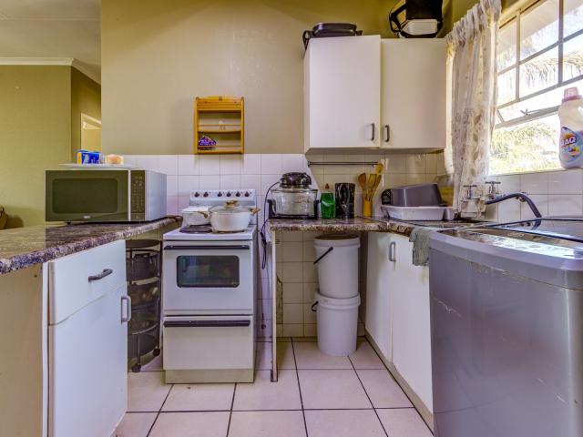2 Bedroom Apartment / Flat For Sale in Kempton Park Ext 4