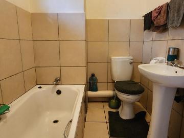 2 Bedroom Apartment / Flat For Sale in Kempton Park Ext 1