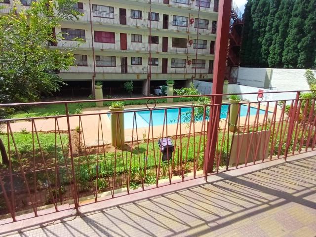 2 Bedroom Apartment / Flat For Sale in Kensington B