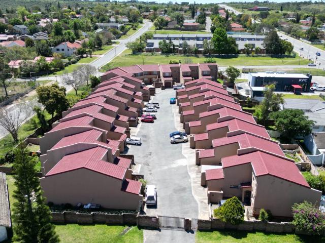 2 Bedroom Apartment / Flat For Sale in King Williams Town Central