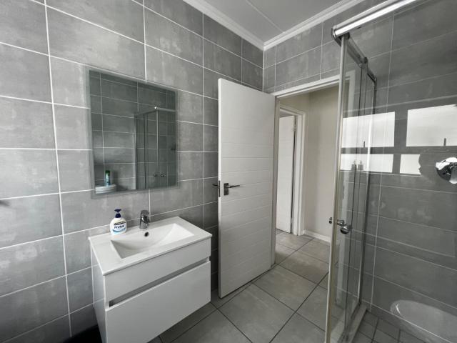 2 Bedroom Apartment / Flat For Sale in Kyalami