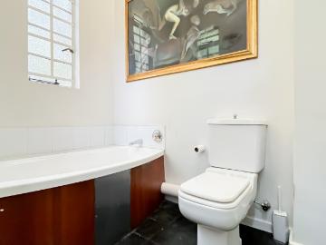 2 Bedroom Apartment / Flat For Sale in Houghton Estate