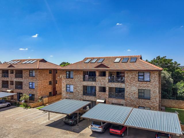 2 Bedroom Apartment / Flat For Sale in Honeydew