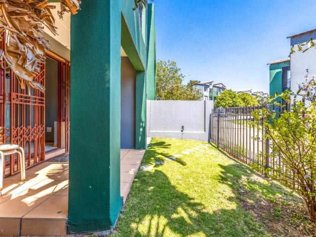 2 Bedroom Apartment / Flat For Sale in Honeydew
