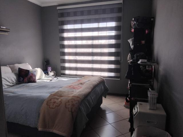 2 Bedroom Apartment / Flat For Sale in Honeypark