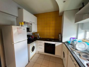 Apartment for sale in Pretoria - Integral kitchen
