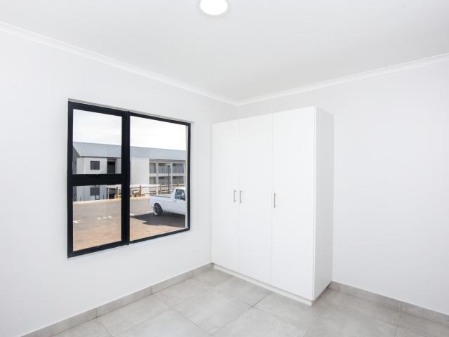 2 Bedroom Apartment / Flat For Sale in Hayfields