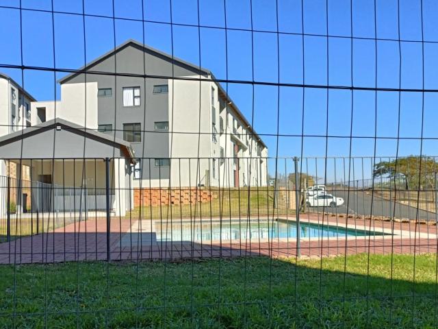 2 Bedroom Apartment / Flat For Sale in Hayfields