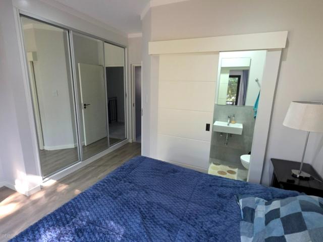 2 Bedroom Apartment / Flat For Sale in Hazelwood