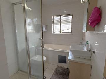 2 Bedroom Apartment / Flat For Sale in Halfway Gardens