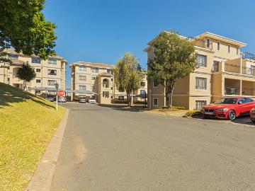 2 Bedroom Apartment / Flat For Sale in Halfway Gardens