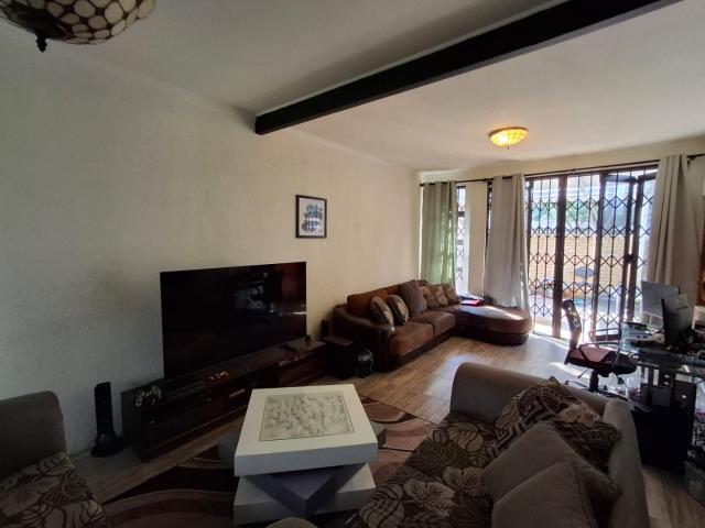 2 Bedroom Apartment / Flat For Sale in Heidelberg Central