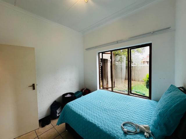 2 Bedroom Apartment / Flat For Sale in Helderwyk