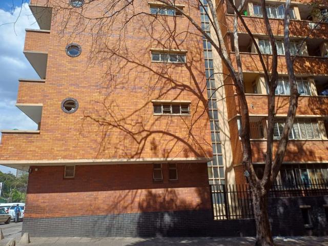 2 Bedroom Apartment / Flat For Sale in Hillbrow