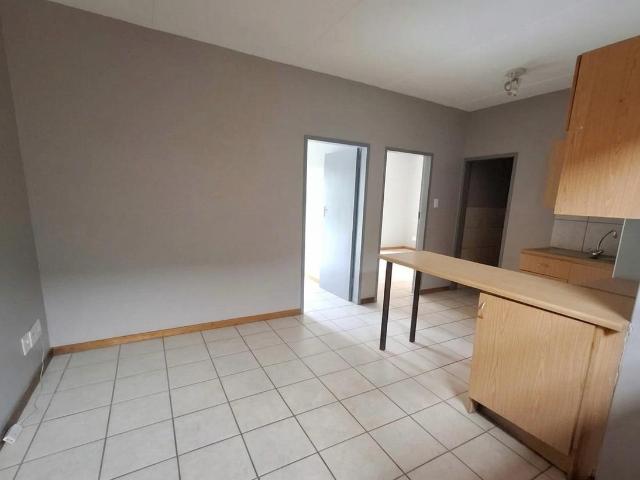 2 Bedroom Apartment / Flat For Sale in Hillcrest