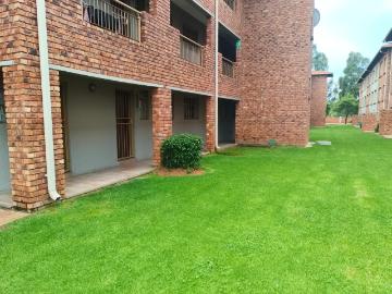 2 Bedroom Apartment / Flat For Sale in Hughes