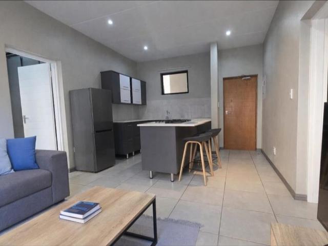 2 Bedroom Apartment / Flat For Sale in Hyde Park