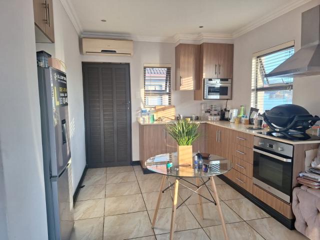 2 Bedroom Apartment / Flat For Sale in Izinga