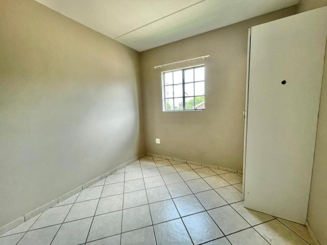 2 Bedroom Apartment / Flat For Sale in Jabulani
