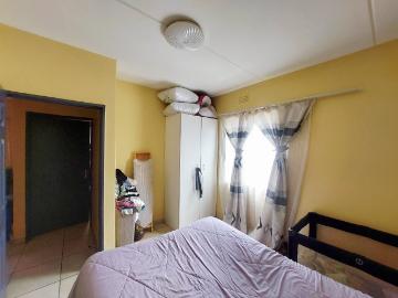 2 Bedroom Apartment / Flat For Sale in Jabulani