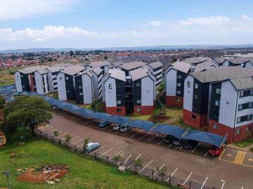 2 Bedroom Apartment / Flat For Sale in Jabulani