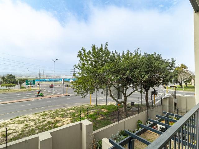 2 Bedroom Apartment / Flat For Sale in Oakglen