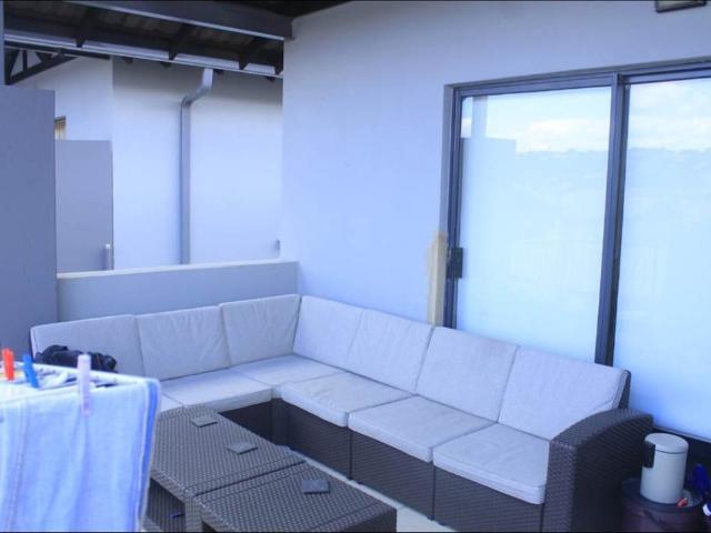 2 Bedroom Apartment / Flat For Sale in Oakdene