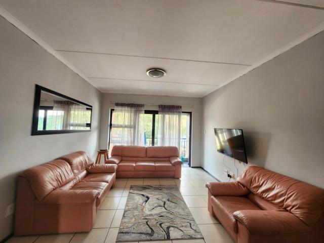 2 Bedroom Apartment / Flat For Sale in Oakdene