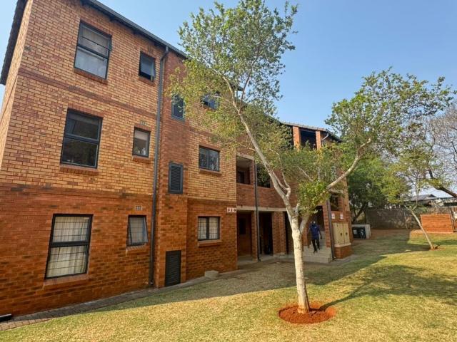 2 Bedroom Apartment / Flat For Sale in Olympus AH