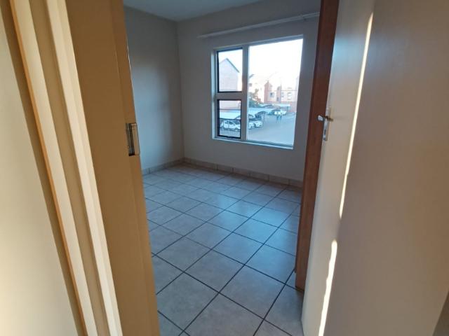 2 Bedroom Apartment / Flat For Sale in Olympus AH