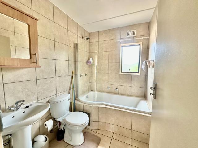 2 Bedroom Apartment / Flat For Sale in Olympus AH