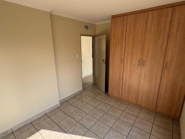 2 Bedroom Apartment / Flat For Sale in Olympus AH