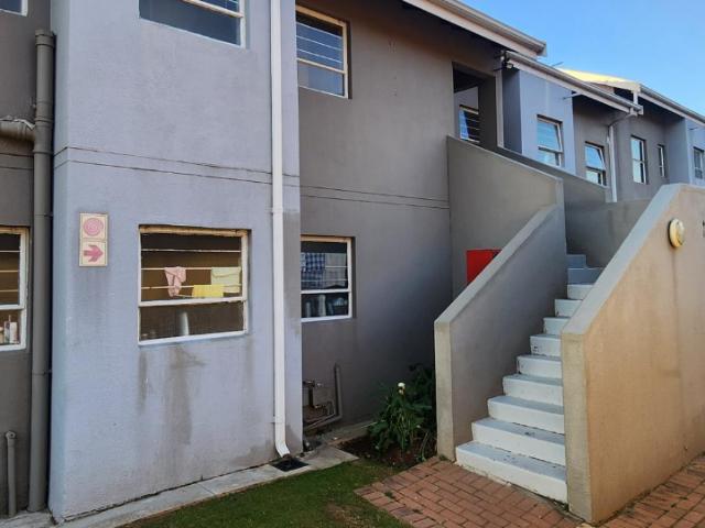 2 Bedroom Apartment / Flat For Sale in Ormonde